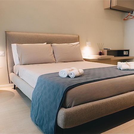 18Zero2 Luxury Rooms Bari Dış mekan fotoğraf