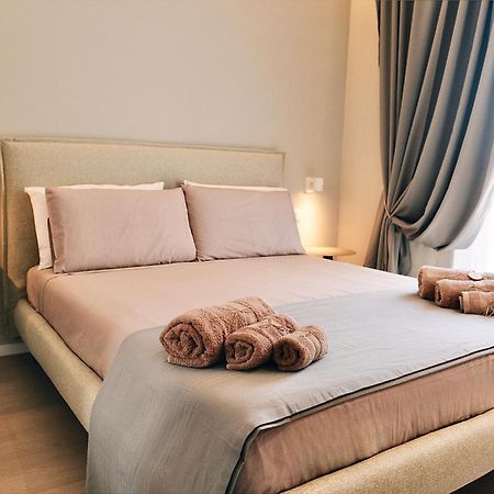 18Zero2 Luxury Rooms Bari Dış mekan fotoğraf