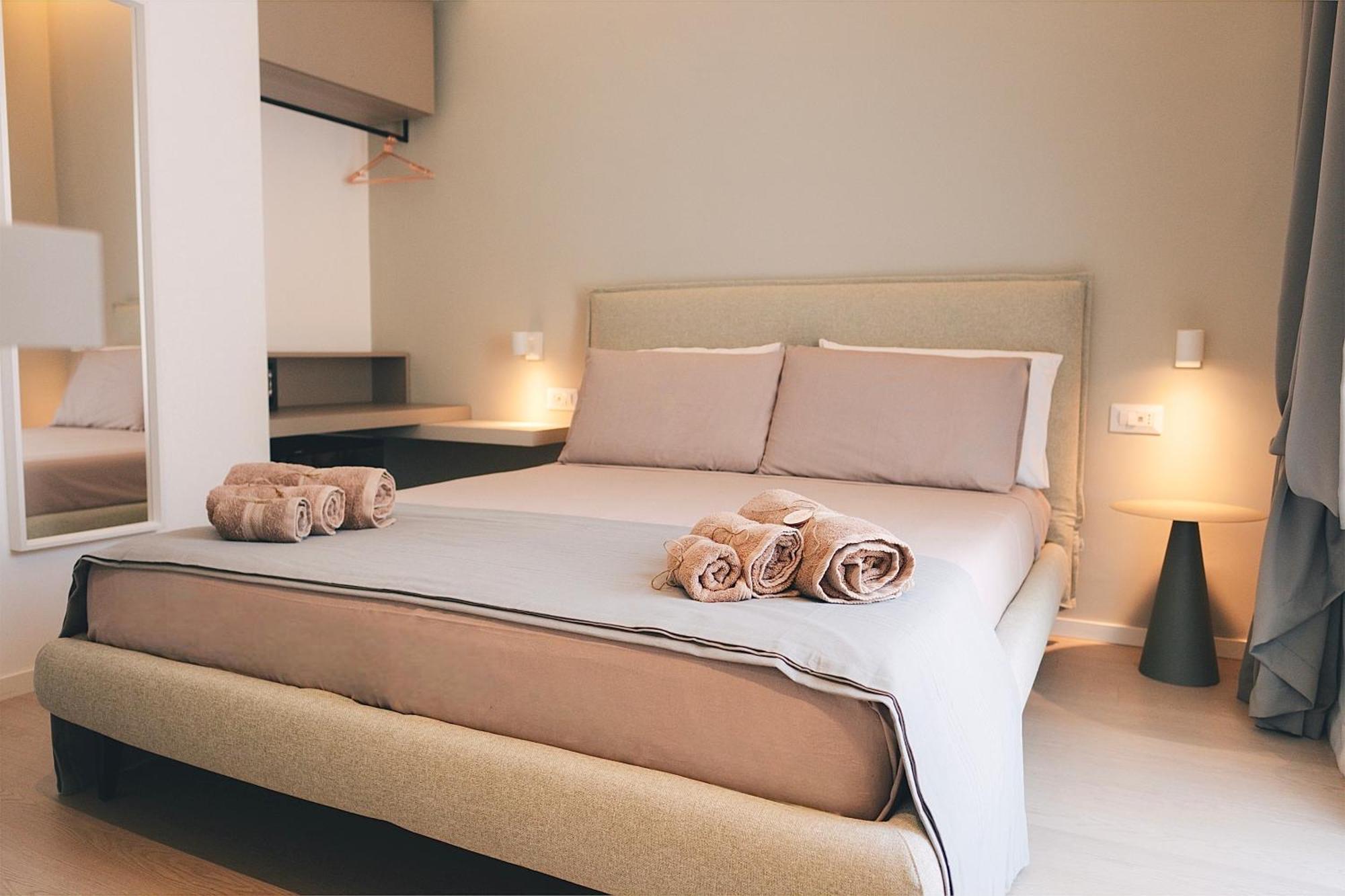 18Zero2 Luxury Rooms Bari Dış mekan fotoğraf